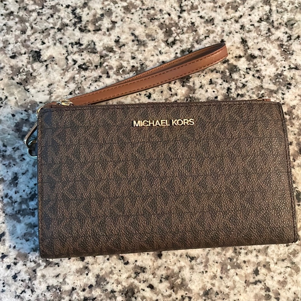 Michael Kors clutch